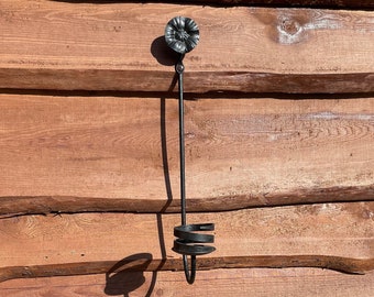 Candeliere da parete rustico in ferro battuto forgiato a mano - Applique realizzato da fabbro. Montaggio a parete durevole