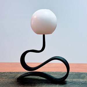 Wrought Iron Wavy, S type Candleholder
