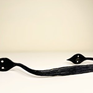 Hand-forged door handle | Black Cast Iron Bar Handle | Barn Door Handle | Door pull