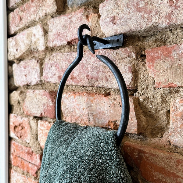 Wrought Cast iron TOWEL RING vintage rustic industrial antique iron towel holder wall mount bathroom toilet lavatory towel holder hook