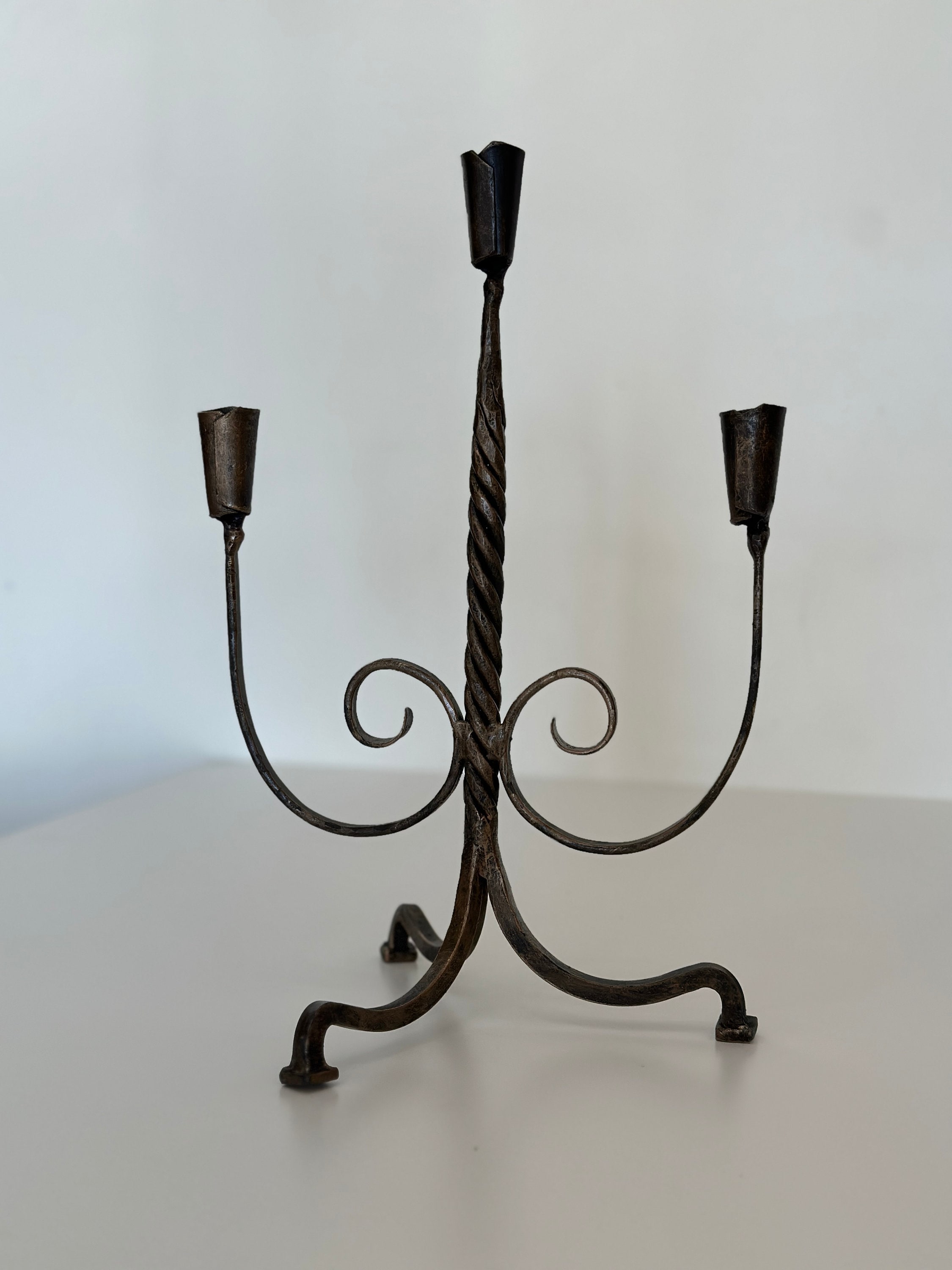 LEMONeD　壺■骨董■(大型) Antique Vintage Wrought Iron Blacksmith Candlestick for