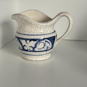 Dedham Pottery Bunny - Etsy display picture 1
