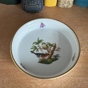 Herend Hungary Porcelain Round Trinket Dish Rothschild Pattern with Gold Trim