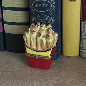 La Gloriette French Fries Limoges Box | Hand-Painted Porcelain Collectible from France