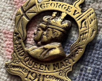 Vintage Brass British Royal George V and Queen Mary Horse Medallion Horse Brass