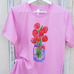 Printed Tulips T-shirt, Spring Flowers Unisex Botanical T-shirt, T-shirt with Flowers, Flower Tee Tulips Bouquet, Women&#39;s Floral T-shirt