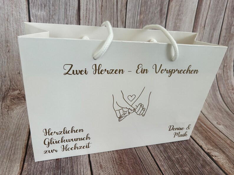 Personalisierte Geschenktüte mit Namen zur Hochzeit I Geschenktasche für Brautpaar I Hochzeitsgeschenk schön verpackt I Geschenkverpackung Bild 4