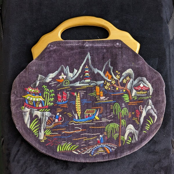 Vintage 80er Jahre Bermuda Tasche - Samttasche, Holzgriff mit japanischem Motiv und Kosmetikspiegel