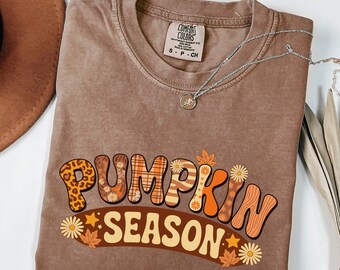 Comfort Colors® Kürbis-Saison T-Shirt, Herbst-Shirt, Thanksgiving-Shirt, Herbst-Kürbis-Shirt, Herbst-Halloween-T-Shirt, Herbst-Blumen-Kürbis