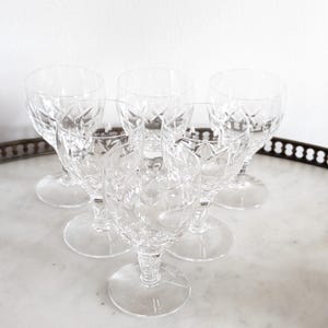 Zestaw 6 zabytkowych kieliszków do sherry Stuart Crystal – wzór Carlingford