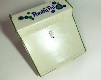 Pantry Pal Recipe Box - Retro Avocado Green Flower Power
