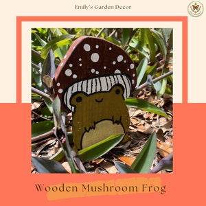 Wooden Mushroom Frog