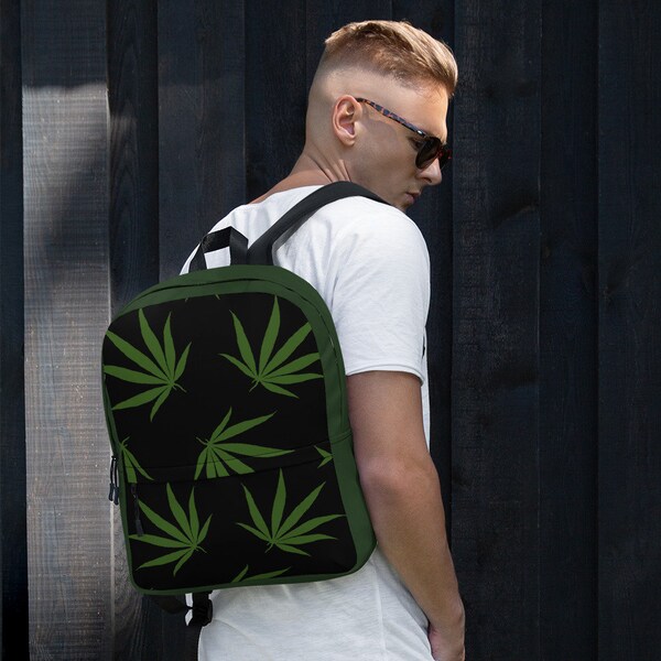 Auf der Suche nach etwas Einzigartigem? Reisetasche/Weed/Cannabis-Print schwarz/Packtasche/Rucksack/Rasta-Tasche/Für Männer oder Frauen/Unisex