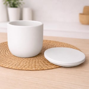 Handmade Concrete Candle Vessel with Lid: Modern Minimalist Jar (8 oz)