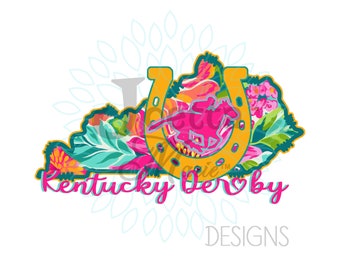 Puede incluir: Un diseño floral del estado de Kentucky con una herradura dorada y un caballo rosa en su interior. El texto "Kentucky Derby" está debajo del diseño con un corazón y el texto "DESIGNS" debajo de este.