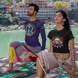 Women&#39;s Flowy Cropped Tee Lotus Flower T-shirt Spiritual Clothing Yoga Tops