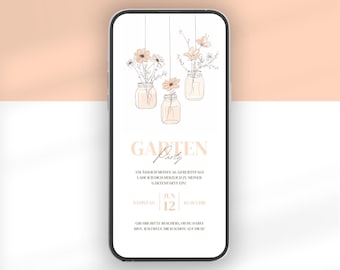 Op de afbeelding: Een smartphone met een digitale uitnodiging op een witte achtergrond, voorzien van drie lijntekeningen van potten met bloemen in zachte perziktinten. De tekst luidt GARTEN PARTY, ANLÄSSLICH MEINES 30. GEBURTSTAGS, SAMSTAG JUN 12, en aanvullende Duitse tekst.