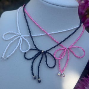 Handmade bow necklace, beaded bow necklace, trendy accessories, necklaces, beaded necklace, stackable jewelry, bow, coquette jewelry