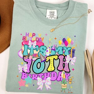 70th Birthday Shirt, Birthday 70, Born 1955, Mom 70th Birthday, Aunt Sister 70th Birthday Party Gift Milestone Shirt 70th Birthday Party Tee