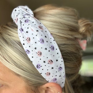 White Halloween Topknot Headband with Purple and Pink Pumpkins, Summerween, Handmade Headband, Halloween Headband, Preppy Halloween