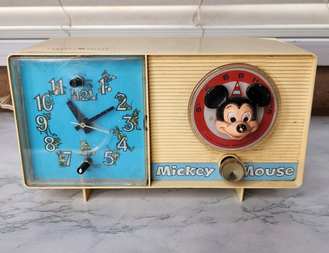 Vintage General Electric Mickey Mouse Clock Radio, Works Etsy