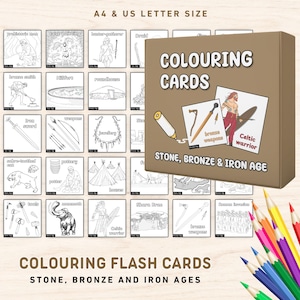 Peut inclure: Un ensemble de 20 cartes à colorier représentant des illustrations en noir et blanc d'objets et de personnes des âges de pierre, de bronze et de fer. Les cartes sont disposées en grille et ont une bordure brune. Le titre "COLOURING CARDS" est imprimé en blanc sur fond brun. Le texte "STONE, BRONZE & IRON AGE" est imprimé en blanc sur fond brun. Les cartes sont conçues pour que les enfants puissent les colorier.