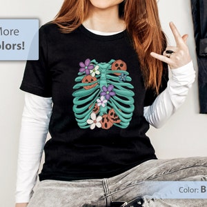 Pastel Goth Tshirt, Halloween Shirt, Cute Creepy Shirt, Harajuku Clothes, Cute Goth Shirt, Cute Skeleton Shirt, Gifts for Goths, Ribcage Tee