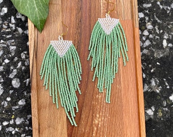 Matte green beaded fringe earrings, seed bead earrings dangle boho earrings native beaded earrings chandelier earrings colorful earrings