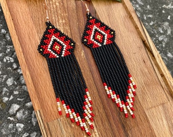 Long red black beaded earrings,Summer earrings, geometric long earrings, Seed bead earrings Boho earrings fringe earrings