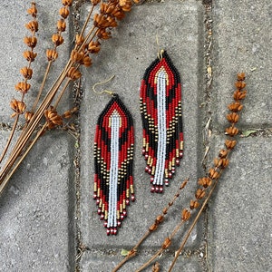 Red black beaded earrings Seed bead earrings Long fringe earrings Dangle earrings Christmas chandelier earring Boho earring Beadwork