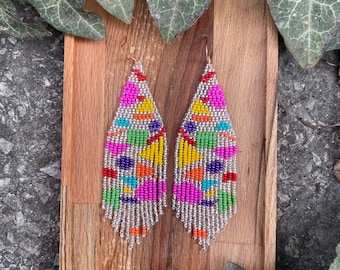 Geometric Handwoven beaded earrings, modern earrings, fringe earrings, colorful, vibrant, gift for her, beaded jewelry, trendy