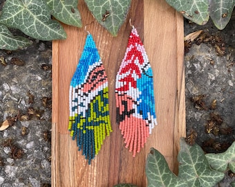Leaf Handwoven beaded earrings, natural long modern earrings, fringe earrings, abstract, colorful, gift for her, beaded jewelry, trendy