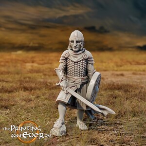 Male, Halfling, Mippin, Sword, Sheild - 25/28/32/75mm Fantasy Miniature