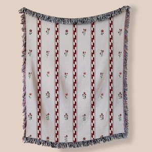 Picnic Blanket Gift Throw Blanket Home Decor Woven Blanket Floral Red Stripe Decor Blanket Cottage Core  Throw Lightweight Blanket Summer