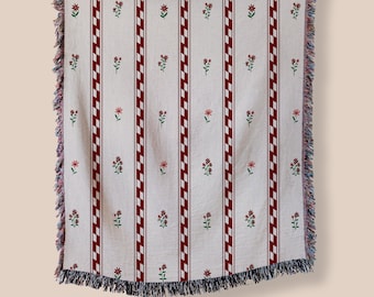 Picnic Blanket Gift Throw Blanket Home Decor Woven Blanket Floral Red Stripe Decor Blanket Cottage Core  Throw Lightweight Blanket Summer