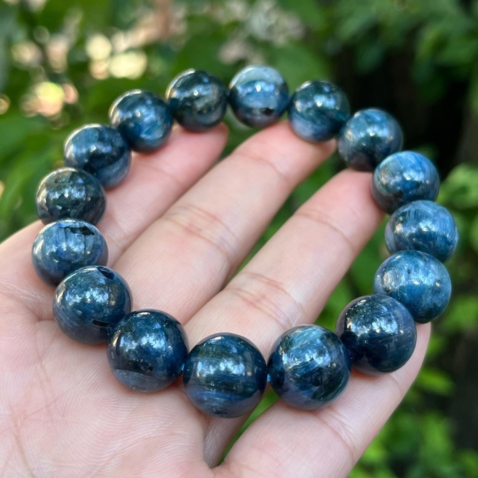 13.5mm chunky dark blue flashy kyanite bracelet