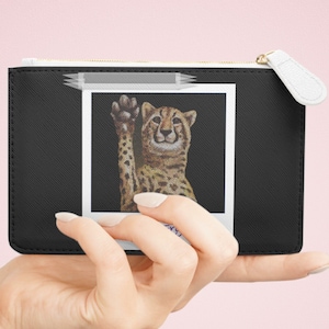 Gepard Geist Mini Clutch | Handytasche aus veganem Leder | Stylische Unisex Tasche Minimalistische Reisebrieftasche | Modische Federmäppchen | Geschenkidee