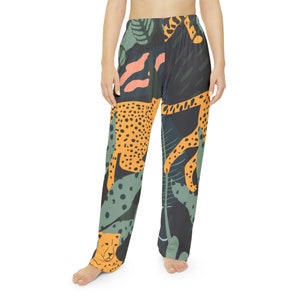 Cheetah Spirit Women’s Pajama Pants, Cozy Comfrt Safari Print Loungewear Bottoms, Soft Polyester Lounge Sleepwear Gift for Cat Animal Lovers