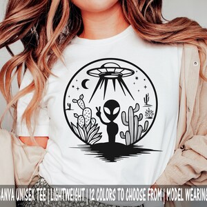 Alien Tshirt, Retro Alien Shirt, Cute Alien Shirt, Alien Lover Shirt, Alien Shirt for Women, UFO Shirt, Extraterrestrial Tshirt, ET shirt