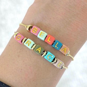 18K Gold Plated Personalized Name Bracelet for Women and Kids - Dainty Adjustable Word Bracelet - Custom Colorful Letter Jewelry for Her bild 1
