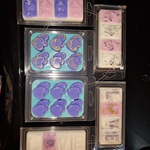 2x Perfume scented clamshell wax melts image 3