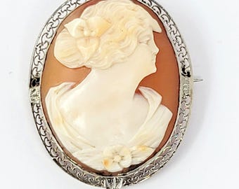 Antique 14K White Gold Carved Shell Cameo Brooch/Pendant with Filigree Frame Ca: 1910-1920s