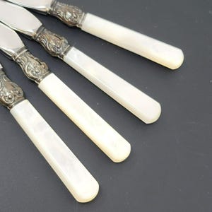 Vintage Set of 4 Northhampton Mother of Pearl Sterling Silver Handle 8&quot; Knives Ca:1940s