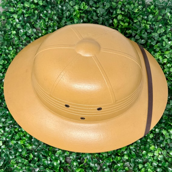 Vintage Khaki Pith Helmet: British Safari Style, Adjustable  display picture 3