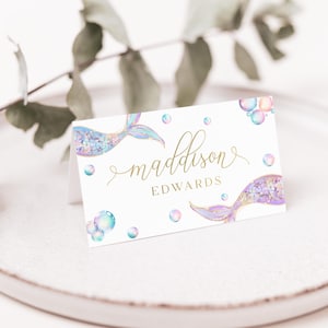 Cartão para Festa de Sereia com Comida | Cartão com Nome e Lugar Editável para Aniversário | Download Instantâneo | Decoração para Festa no Oceano | Roxo Dourado | Fundo do Mar | DL015