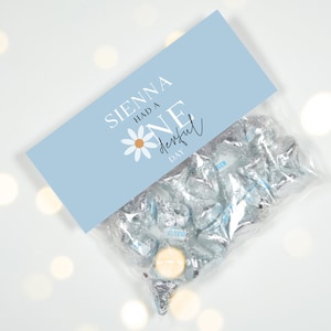 Printable Daisy Candy Treat Tags | Blue Daisy Birthday Treat Bag Topper | Printable Boho Birthday Party Favour | Instant Download | DL003
