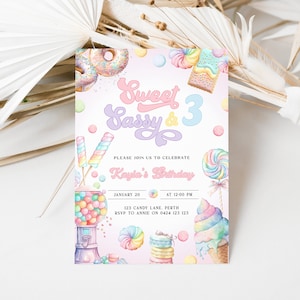 Zoete Sassy en drie verjaardagsuitnodiging | Candy thema 3e verjaardag uitnodigen meisje | Pastel regenboog confetti lollies | Direct downloaden |DL006