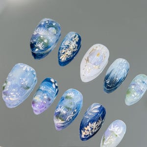 Blue White Porcelain Press On Nails | Hand Painted Chinoiserie Fake Nails | Japanese Chinese Inspired Nails | Elegant Gift Set
