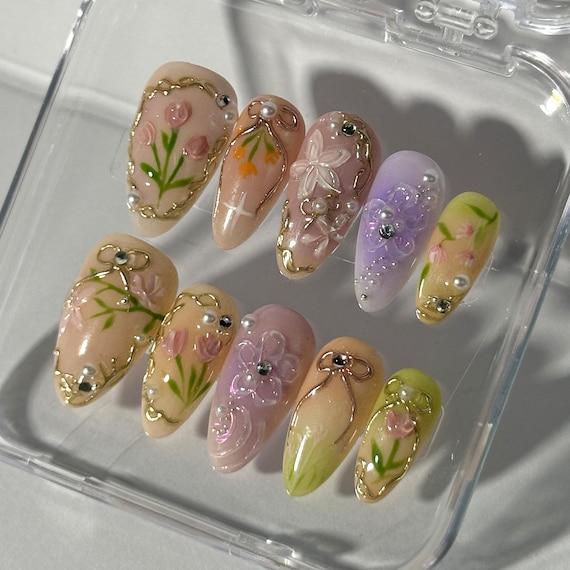 Hand-painted press on nails | Pink press on nails |Gentle Tulips Nails |3D Gel nails |Almond nails| y2k nail |Wedding nails |Spring Nails
