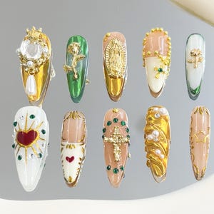 Uñas postizas largas con diseño de Virgen María, diseño artístico personalizado, uñas hechas a mano para cumpleaños, festividades o regalo especial